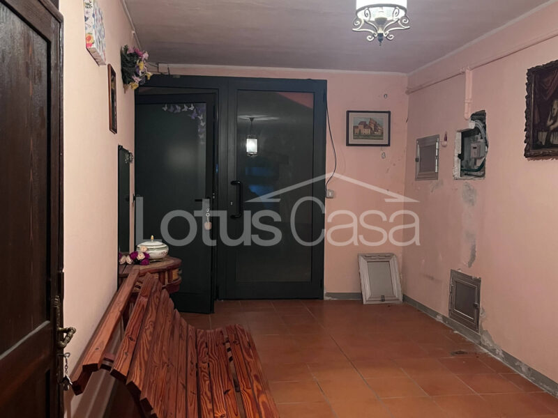 Casa indipendente in vendita in Via Maiolica, 15