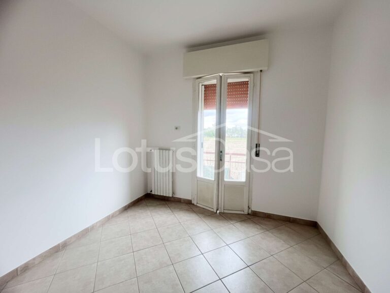 Ampia porzione di casa a pochi passi dal centro di Finale Emilia - foto 13