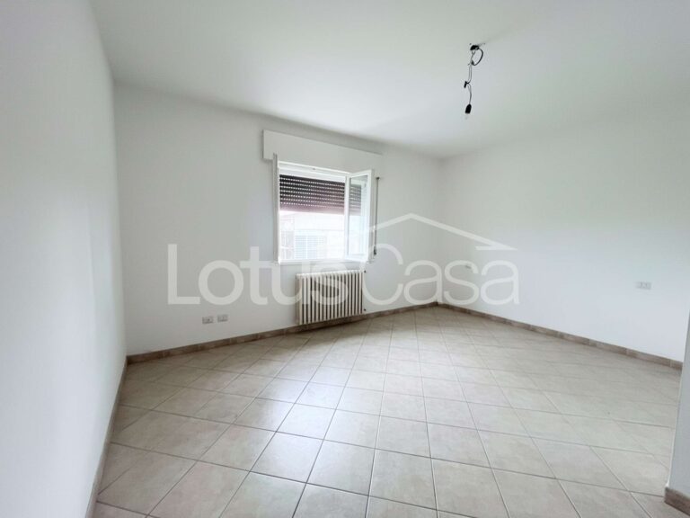 Ampia porzione di casa a pochi passi dal centro di Finale Emilia - foto 14