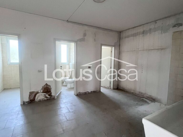 Soluzione Unica e Indipendente: Casa Indipendente con Imponente Capannone Artigianale a San Biagio - foto 21