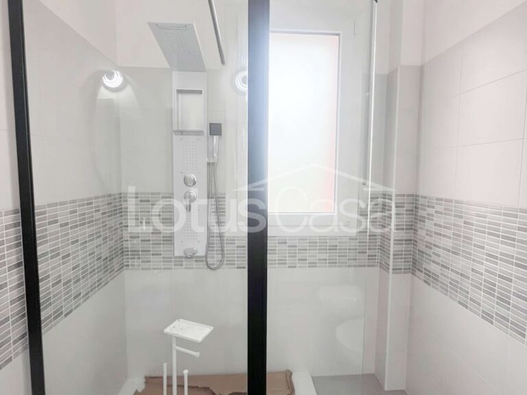 Elegante e Moderno Trilocale “Green” con Terrazzo e Garage a San Felice s/Panaro - foto 11