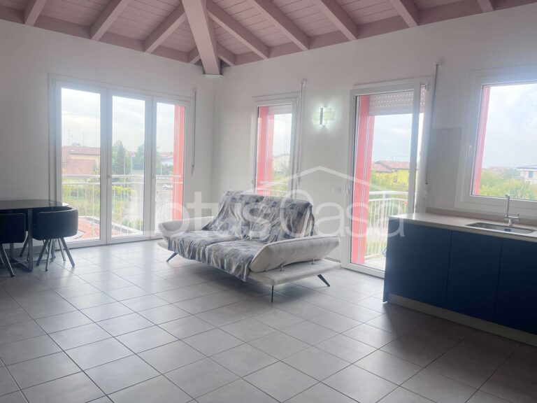Elegante e Moderno Trilocale “Green” con Terrazzo e Garage a San Felice s/Panaro - foto 14