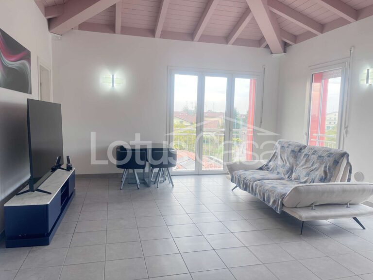 Elegante e Moderno Trilocale “Green” con Terrazzo e Garage a San Felice s/Panaro - foto 15