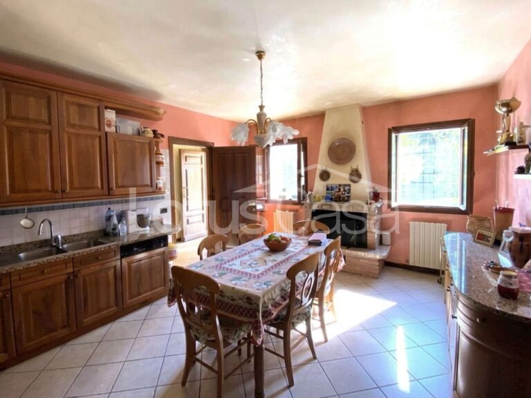 Prestigioso Rustico con Giardino Privato e Bilocale Indipendente a Finale Emilia (MO) - foto 14